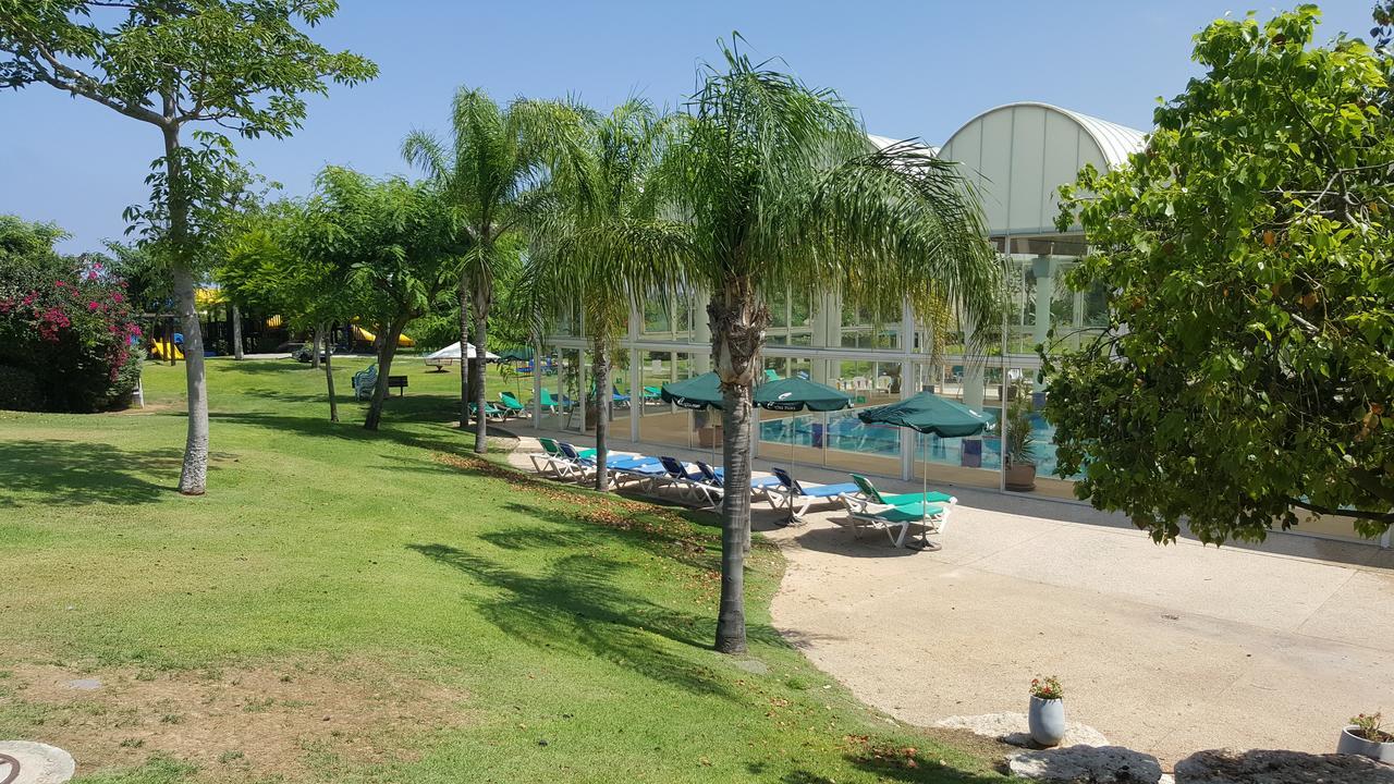 Neot Golf Caesarea Garden Apartment Esterno foto